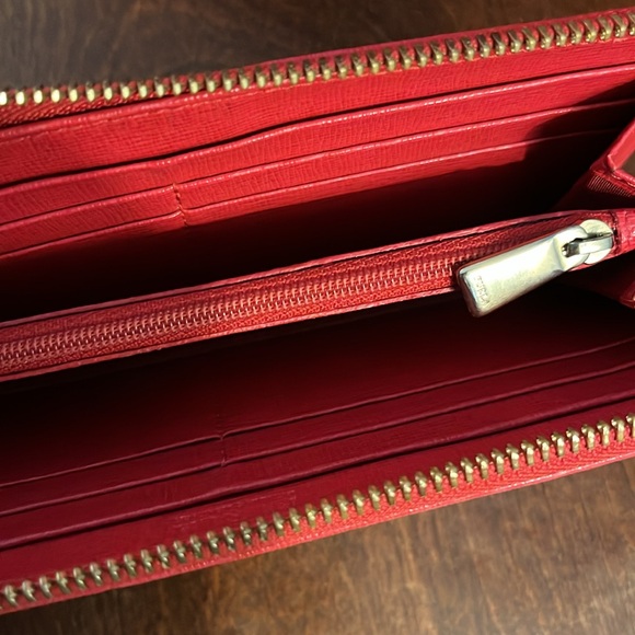 Authentic New Furla Elena Medium Leather Satchel Bag and Wallet in Ruby Red EUC - Picture 6 of 16